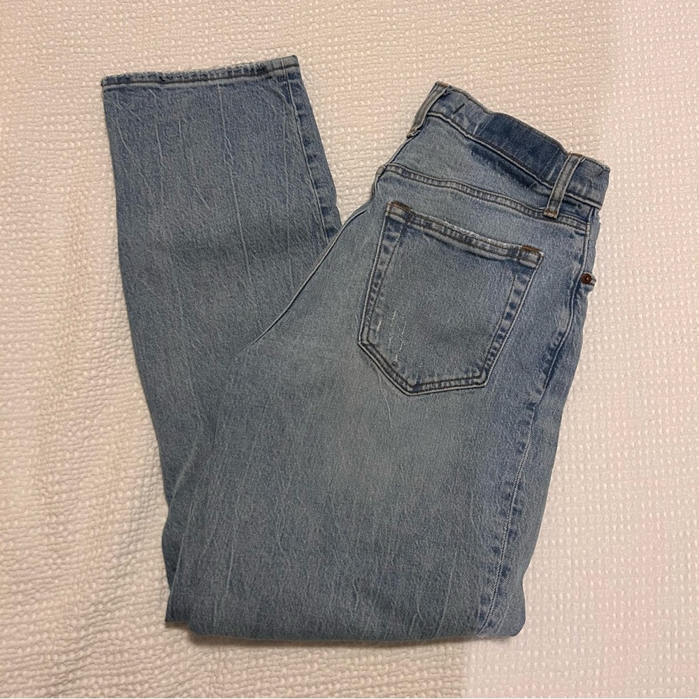 Abercrombie & Fitch Curve Love 90s Straight Ultra High Rise Jeans